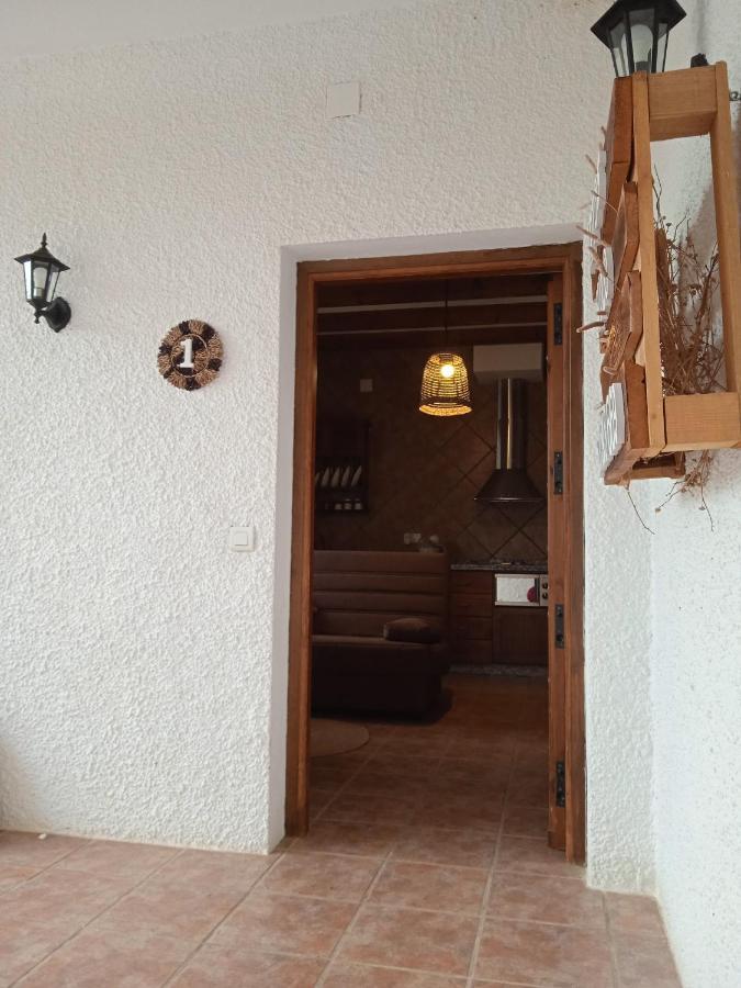 Apartamentos Vilo, Axarquia Rural Los Baños de Vilo Екстериор снимка